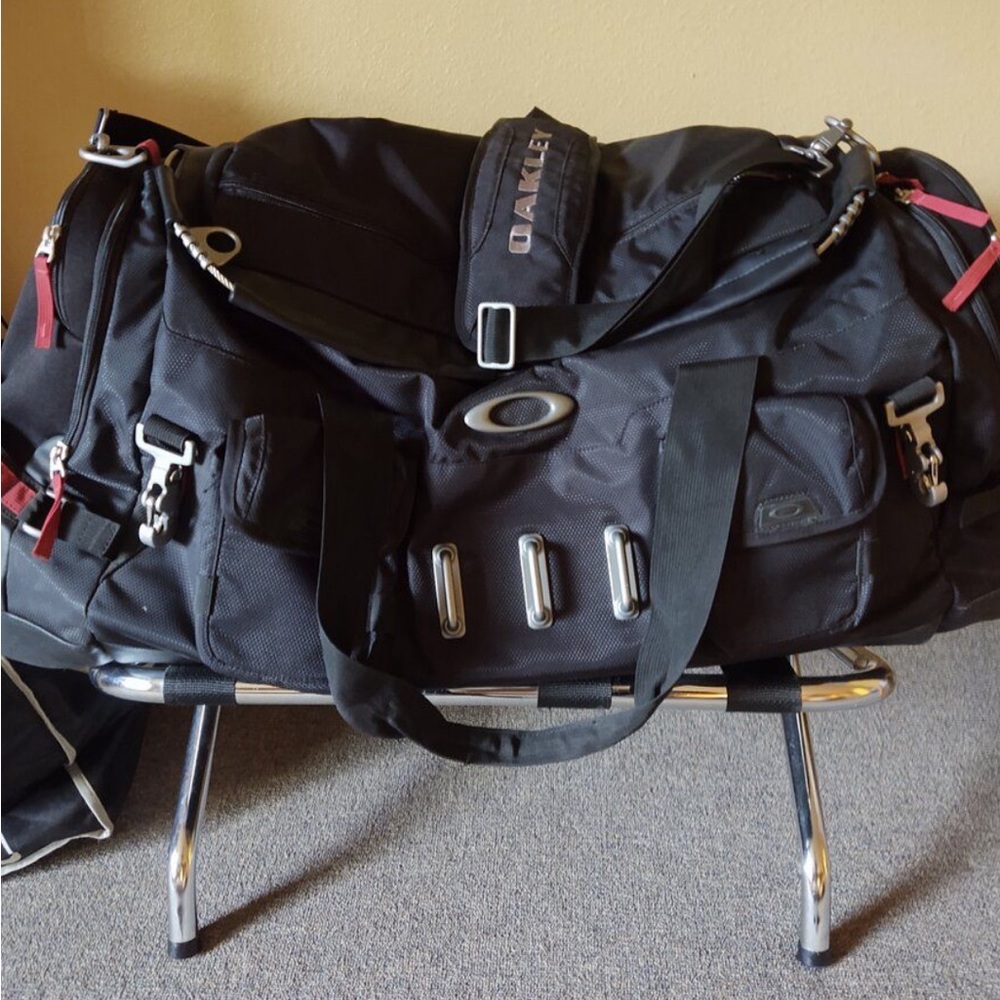 Oakley hot tub bag/luggage